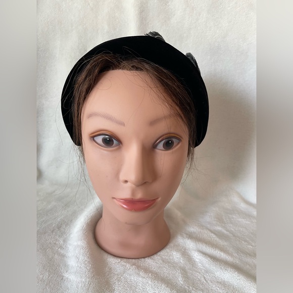 Vintage Bollock’s of Pasadena sportswear fascinator pill hat racetrack headband - Picture 9 of 16